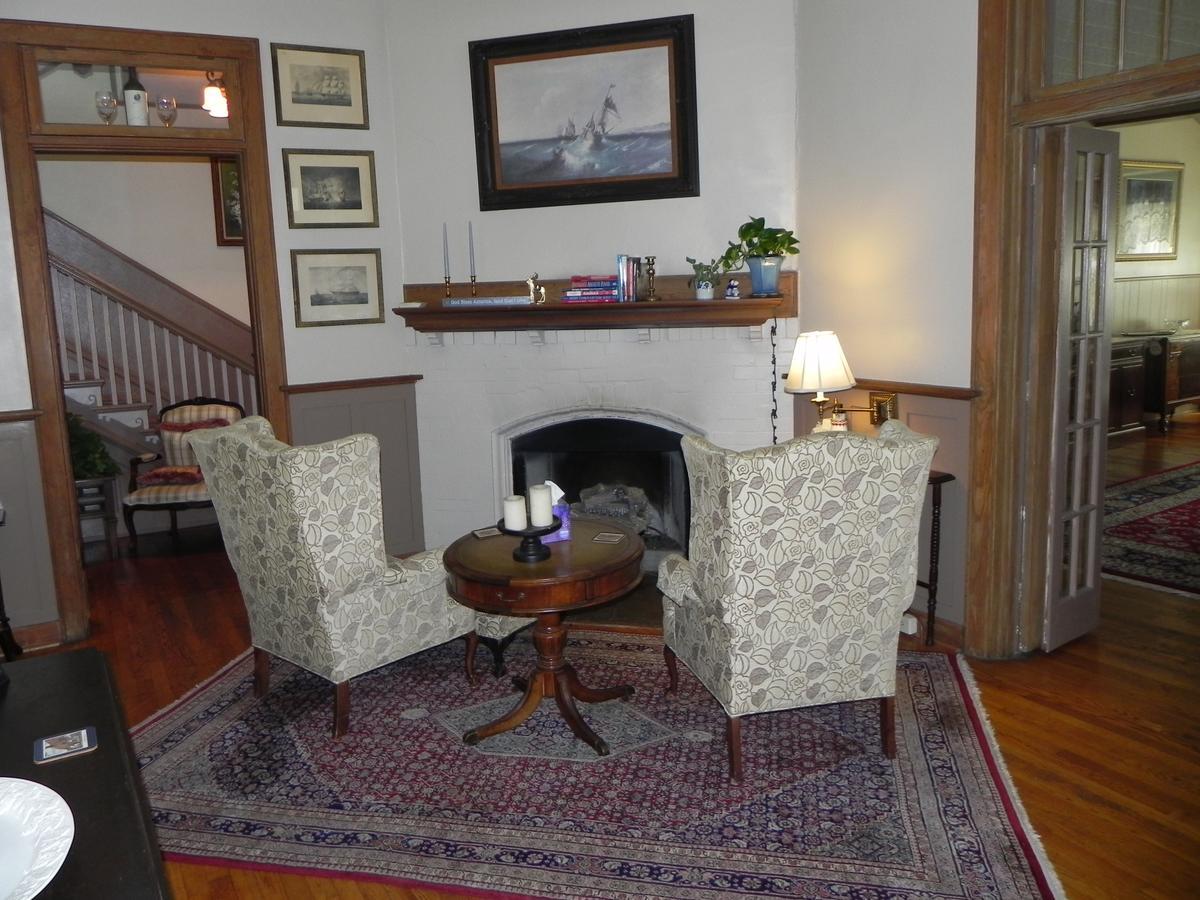 Vine Cottage Inn Хот Спрингс Екстериор снимка