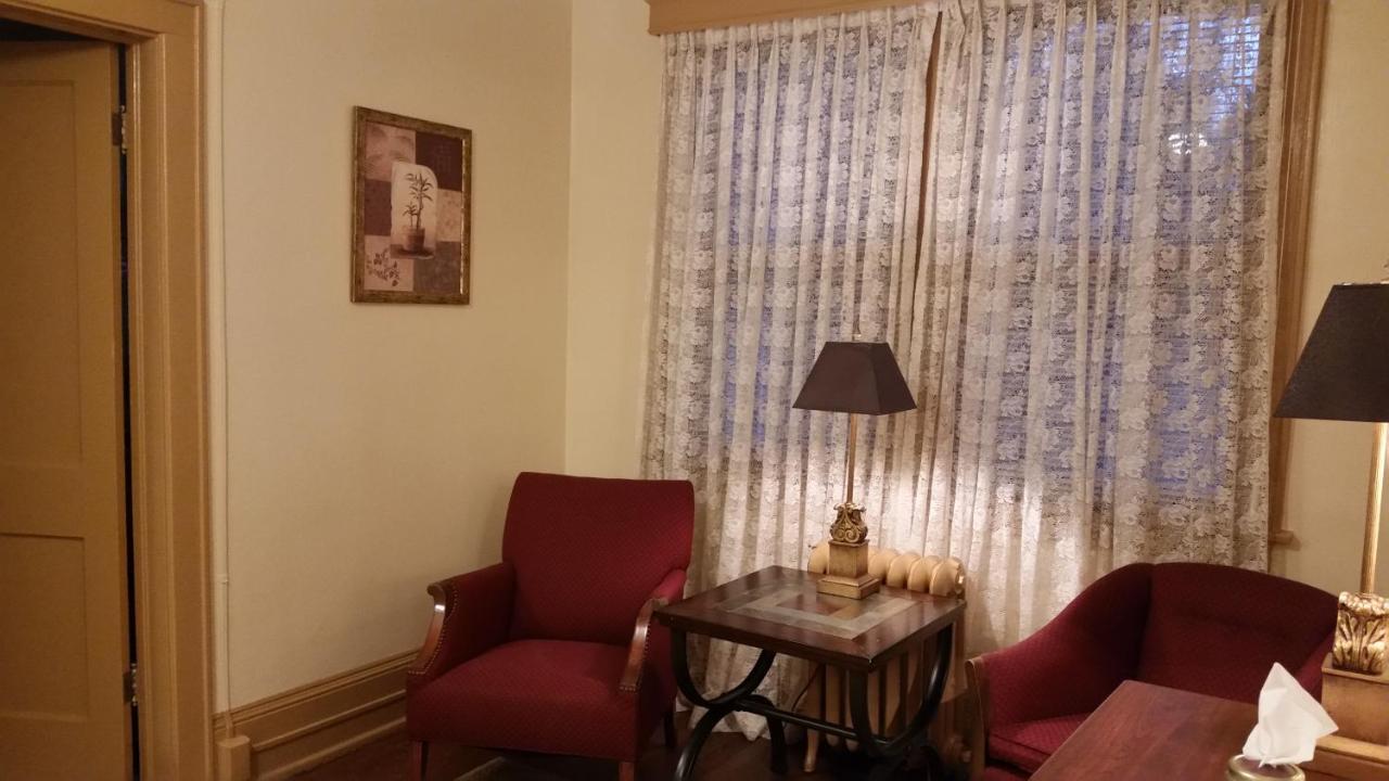 Vine Cottage Inn Хот Спрингс Екстериор снимка